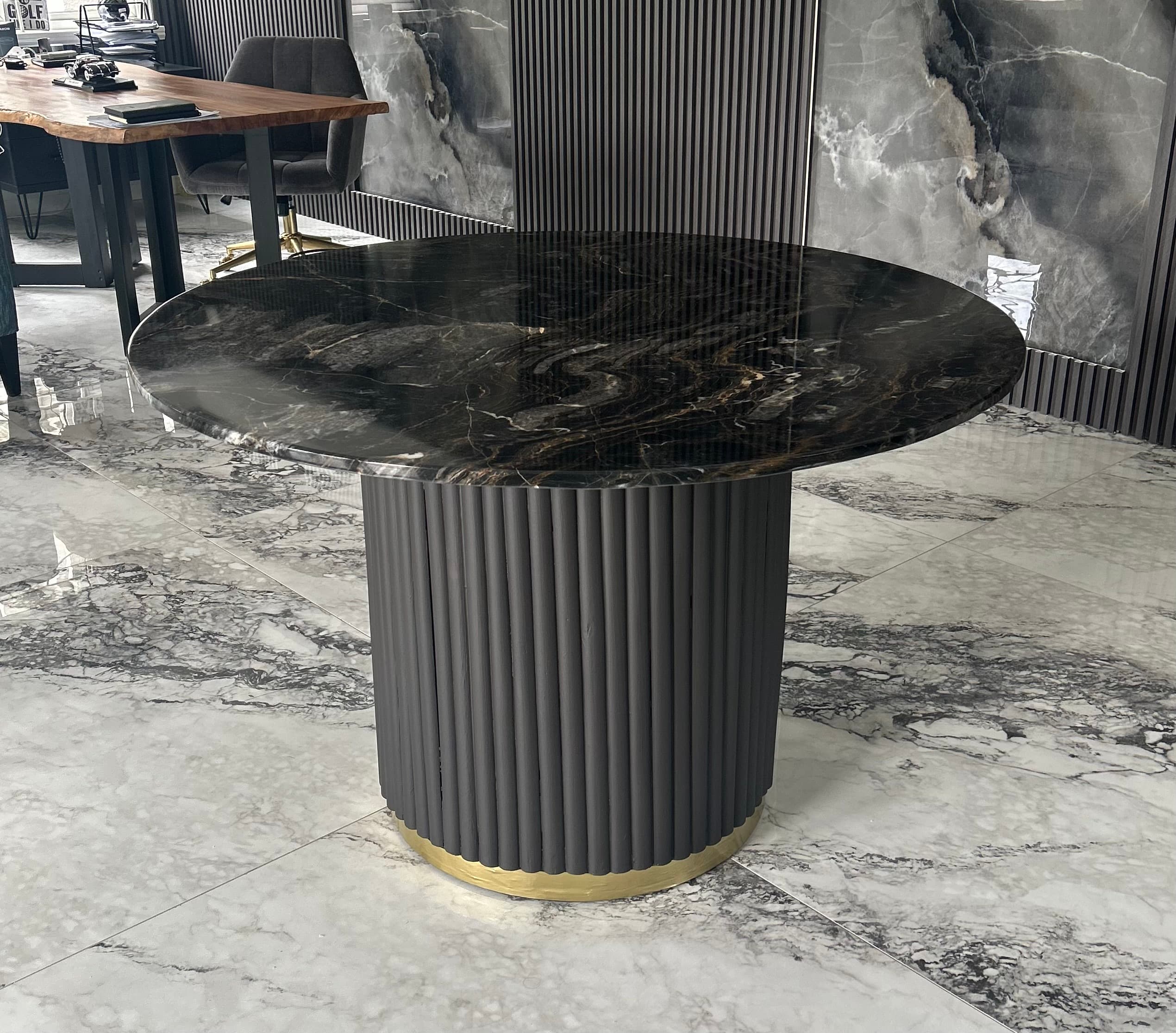 Dining Table — Workshop